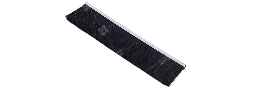 11年資歷的門下密封毛刷生產(chǎn)廠家，值得您信賴【傲群刷業(yè)】