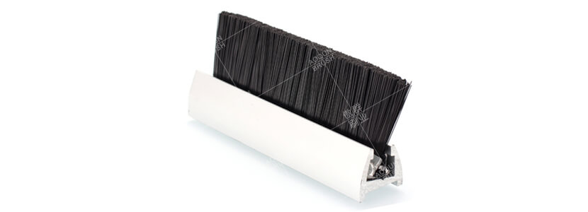 因?yàn)閷I(yè)，所以值得信賴！您的扶梯毛刷供應(yīng)商【傲群刷業(yè)】