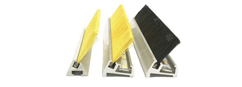 推薦一個(gè)扶梯毛刷廠家——【傲群刷業(yè)】