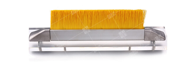 定你所需！專(zhuān)業(yè)定制扶梯兩側(cè)的毛刷生產(chǎn)廠家【傲群刷業(yè)】