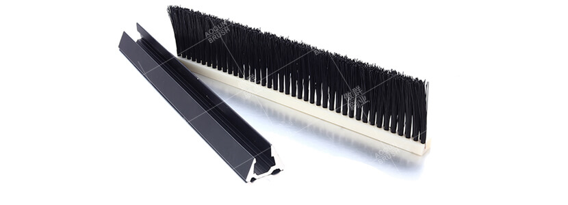 優(yōu)質(zhì)扶梯毛刷標(biāo)準(zhǔn)：純?cè)?！不掉毛！抗拉力！還有......【傲群刷業(yè)】