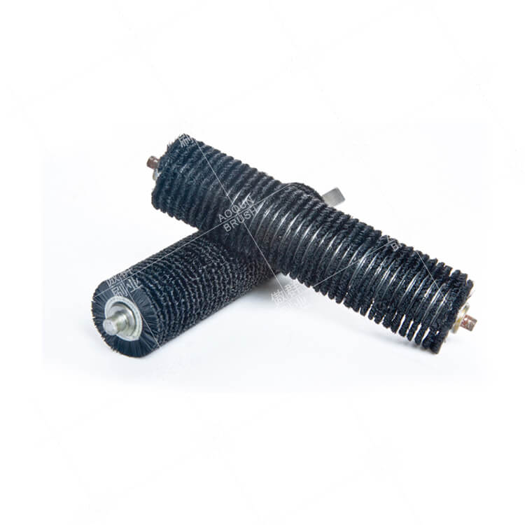 自動(dòng)清洗機(jī)毛刷輥廠家告訴你如何選擇合適的規(guī)格【傲群刷業(yè)】