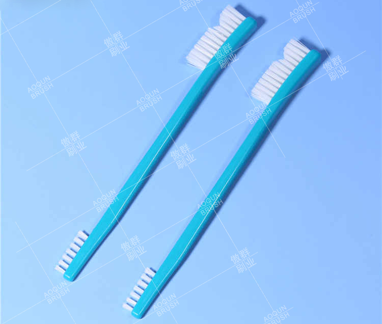 這是牙刷？不，這是傲群的腹腔鏡清潔刷