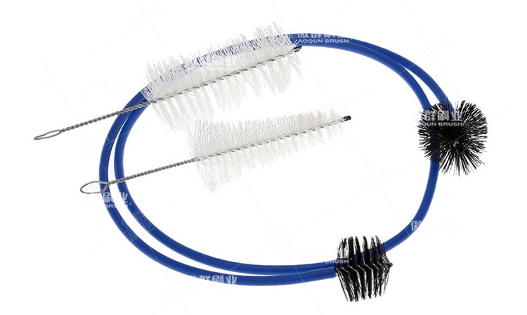 一種清洗長笛專用的清潔刷子【傲群毛刷制品廠】