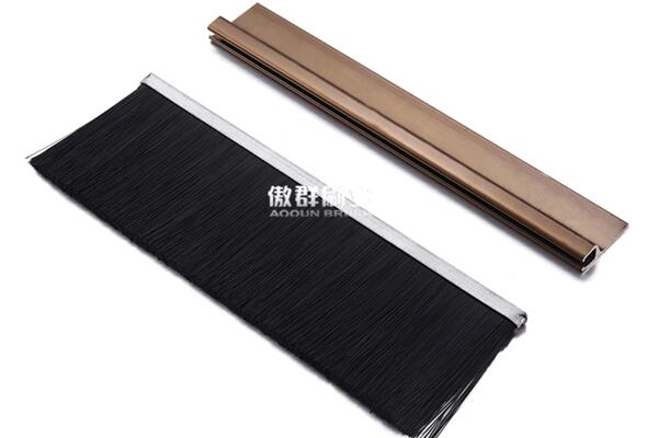 傲群優(yōu)質(zhì)阻燃密封毛刷廠家，為您的設(shè)備提供可靠的毛刷產(chǎn)品！