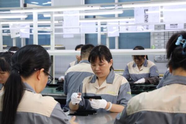 傲群毛刷廠提供條刷個(gè)性化定制服務(wù) 傲群毛刷廠提供條刷個(gè)性化定制服務(wù)